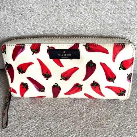 Kate spade wallet - Picture 1 of 14